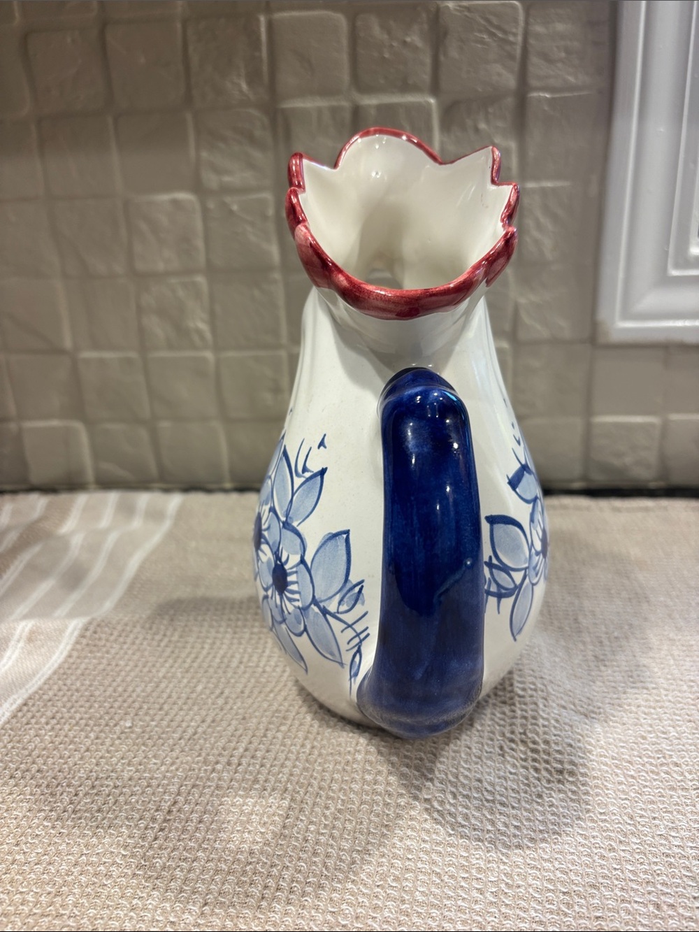 Giovanni Vietri made in Italy Ceramic Rooster Pitcher - Picture 3 of 7
